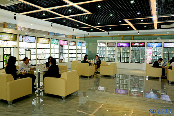 歐泉廠家教你選購(gòu)省錢(qián)又有效的護(hù)膚品-歐泉生化